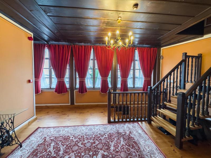 RAHAT Guest House in Old Town - Free Private Parking - image 15
