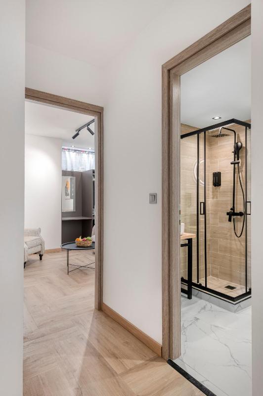 Athenian Heart Suites - image 4