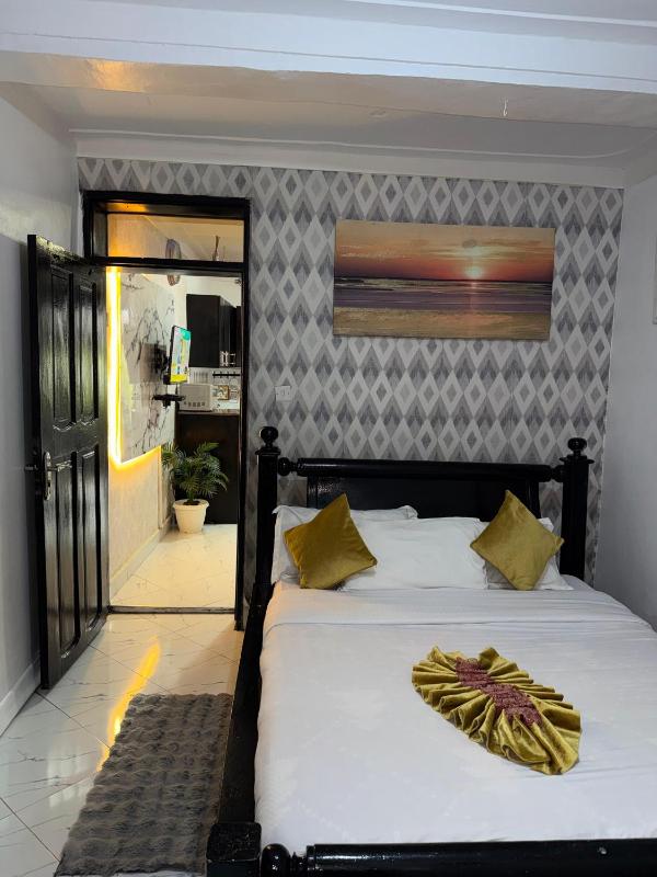 JM Furnished Kampala Entebbe Rd E - image 10