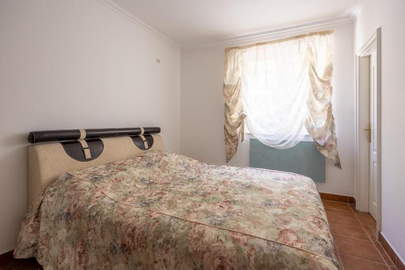 Apartment with private pool Kotor Ljuta 2 - image 11