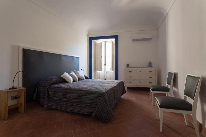 Casa Salomone by Ortigia Apartments - image 13