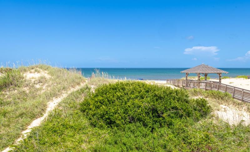Crow's Nest - SNH MP 19 Oceanfront Historic Cottage Pets OK YR Flex Stays - image 1