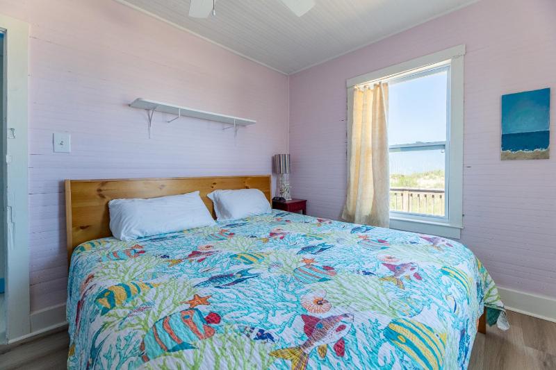 Crow's Nest - SNH MP 19 Oceanfront Historic Cottage Pets OK YR Flex Stays - image 6