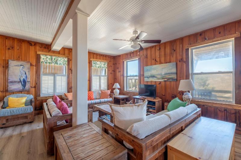 Crow's Nest - SNH MP 19 Oceanfront Historic Cottage Pets OK YR Flex Stays - image 39