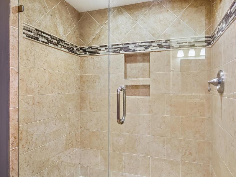 3433 Villamare - image 30