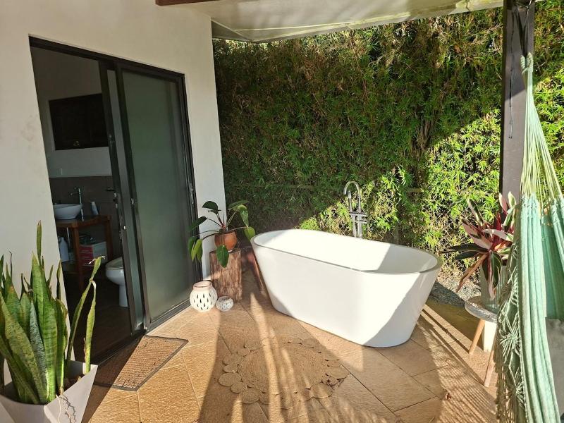 Villa Mangostán - Luxury Ocean-View Villa & Pool - image 14