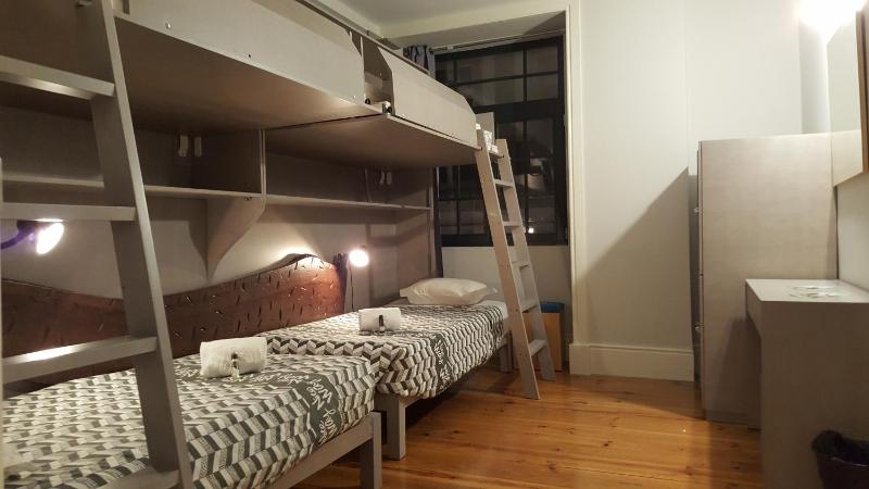 Nice Way Porto Hostel - image 2