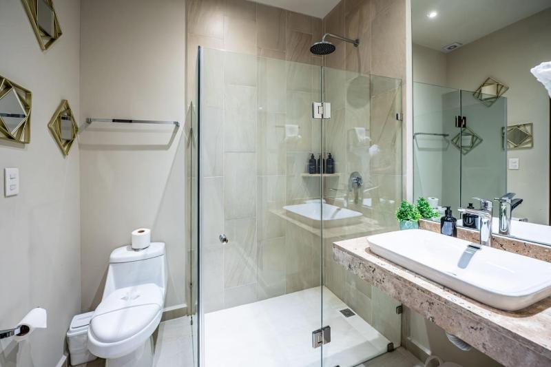 Spacious 3BR w Private Balcony Resort Amenities - image 39