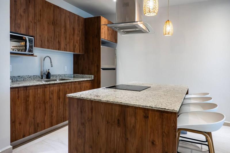 Spacious 3BR w Private Balcony Resort Amenities - image 15