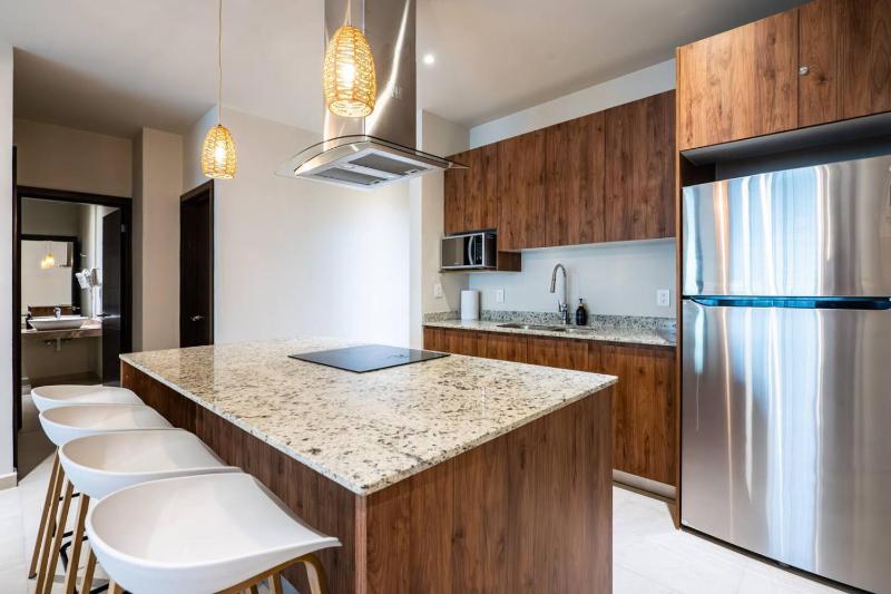 Spacious 3BR w Private Balcony Resort Amenities - image 24