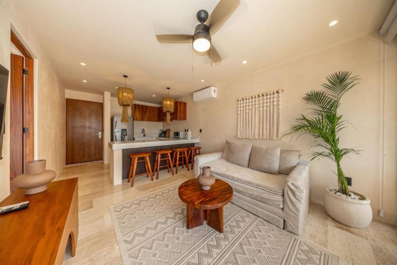 Modern 1BR w Private Jacuzzi Pool Balcony - image 22