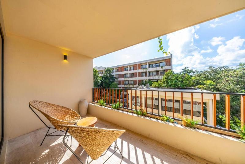 Modern 1BR w Private Jacuzzi Pool Balcony - image 15