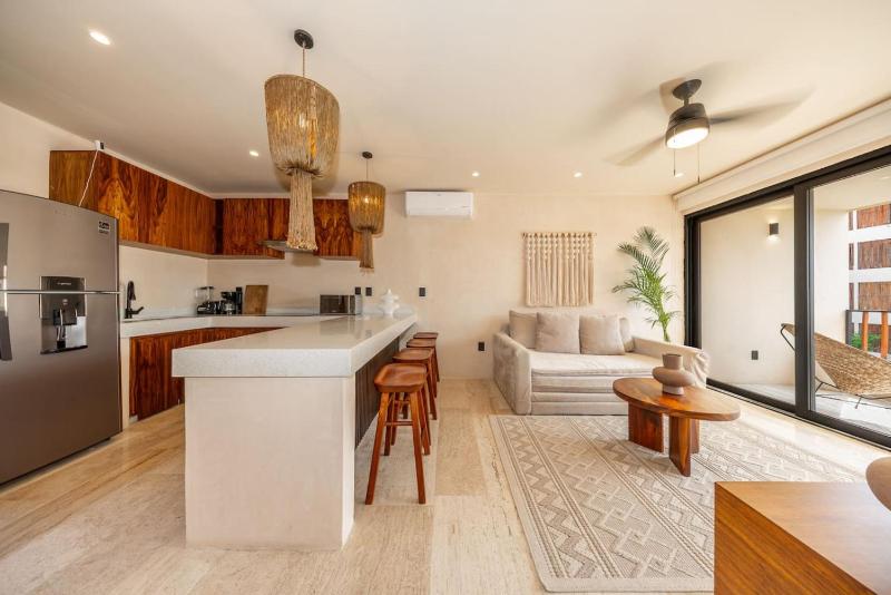 Modern 1BR w Private Jacuzzi Pool Balcony - image 14