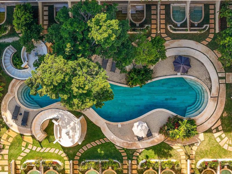 Modern 1BR w Private Jacuzzi Pool Balcony - image 31