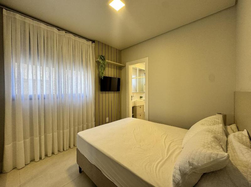 Sonho de Palmas 101 - Apartamento de frente para o mar na deslumbrante praia de Palmas com 3 dormitórios sendo 2 suítes. - image 6