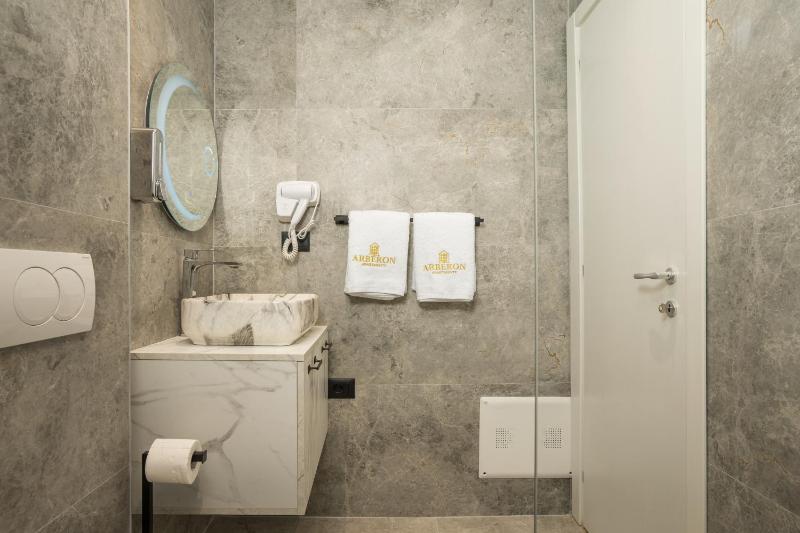 Arberon Seaside Apartments in Durres - image 12