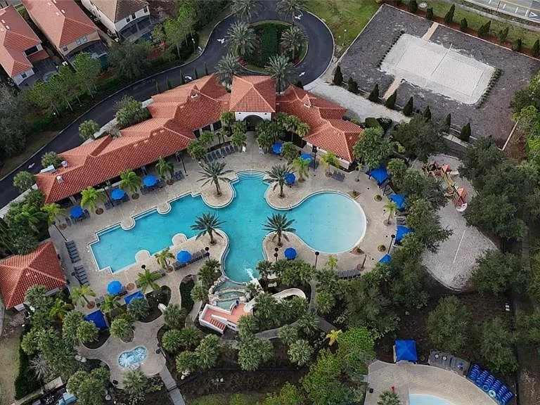Solterra Serenity 7BR Luxury Estate w Private Pool - image 15
