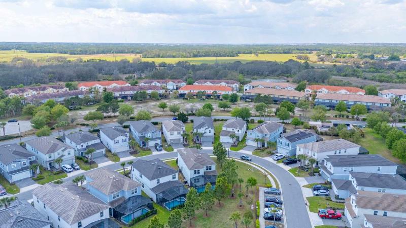 Solterra Serenity 7BR Luxury Estate w Private Pool - image 37