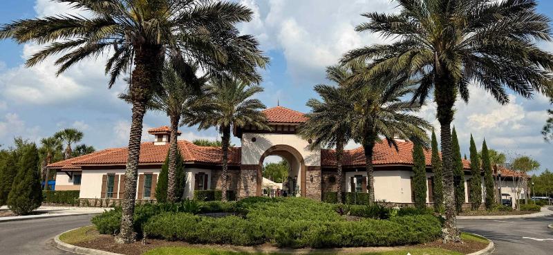 Solterra Serenity 7BR Luxury Estate w Private Pool - image 40