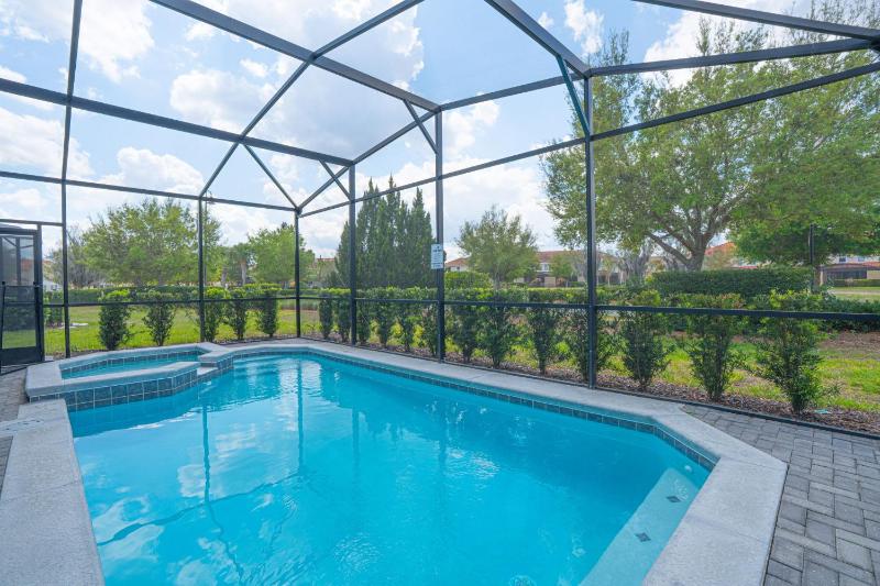 Solterra Serenity 7BR Luxury Estate w Private Pool - image 23