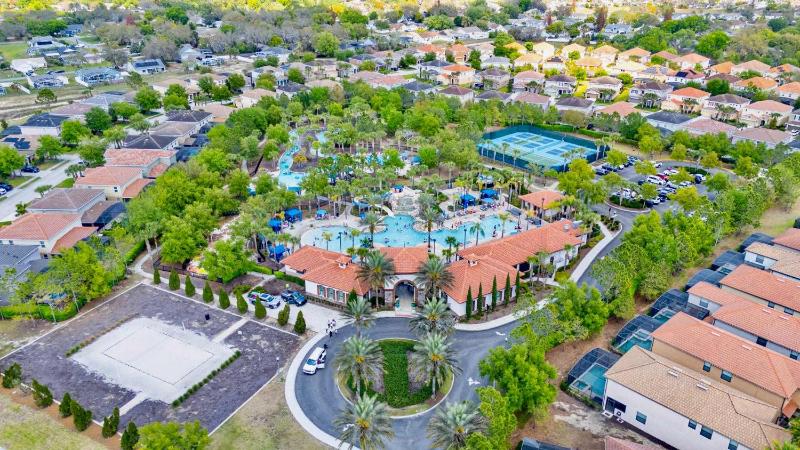 Solterra Serenity 7BR Luxury Estate w Private Pool - image 34