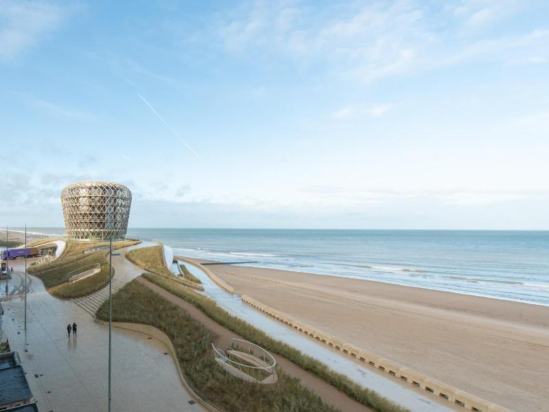 Apartment in Middelkerke Beach Views - image 17