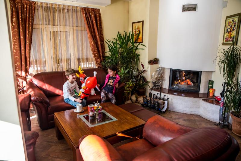 Bariakov Family Hotel - image 26