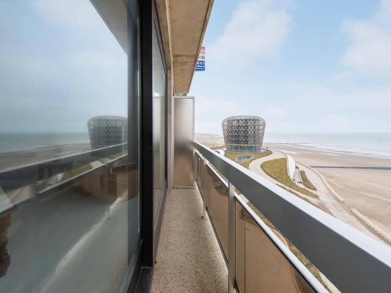 Apartment in Middelkerke Beach Views - image 16