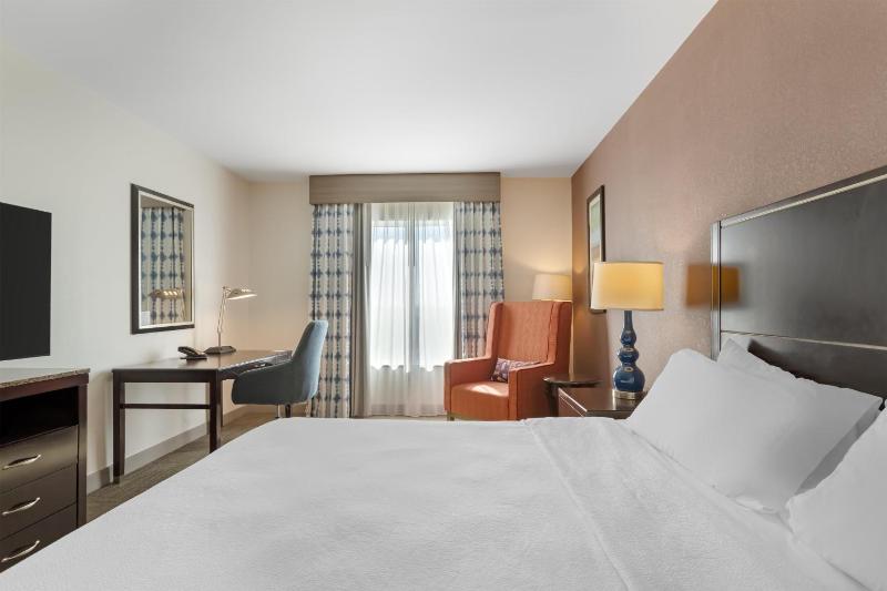 Hilton Garden Inn Houston Nw/America Plaza - image 17