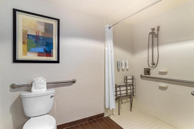 Hilton Garden Inn Houston Nw/America Plaza - image 22