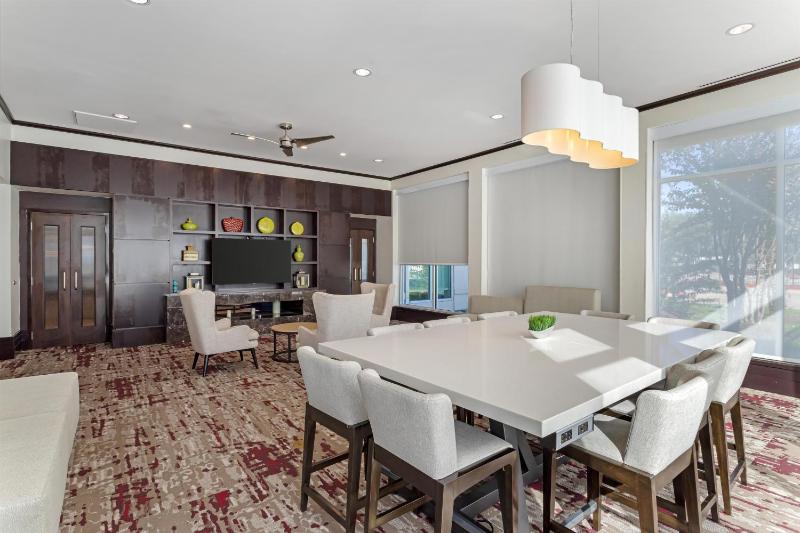 Hilton Garden Inn Houston Nw/America Plaza - image 7