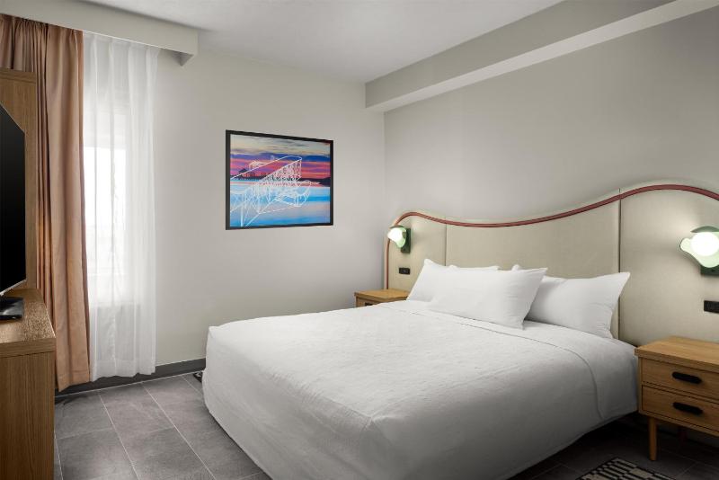 Home2 Suites by Hilton Outer Banks Kill Devil Hills - image 30