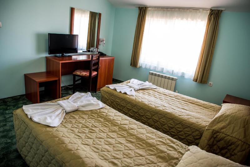 Bariakov Family Hotel - image 33