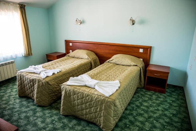 Bariakov Family Hotel - image 27