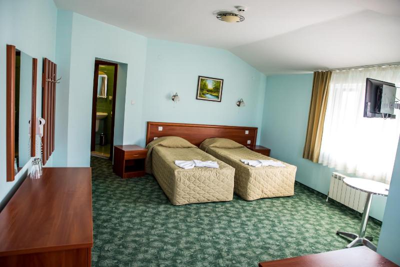 Bariakov Family Hotel - image 37