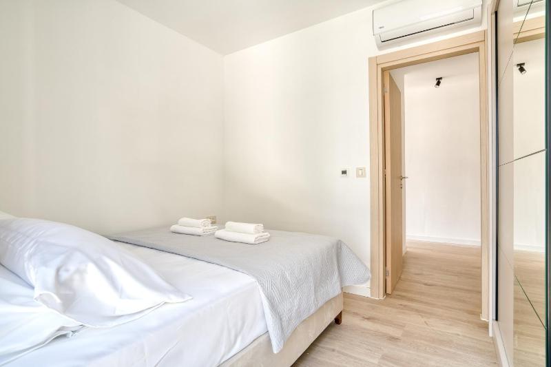 Cozy Dobrota Apartment by MN Property - image 16