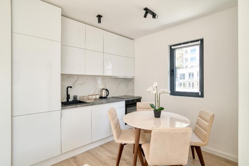 Cozy Dobrota Apartment by MN Property - image 13