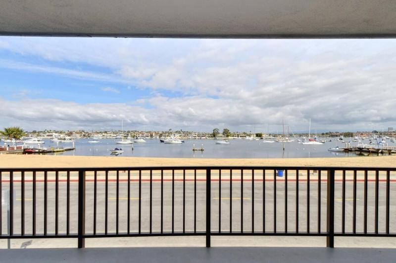 Coastal Charm with Spectacular Bay Views home - image 5