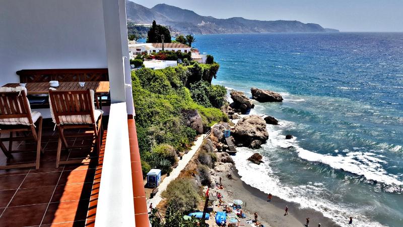Apartment with Sea View image 3