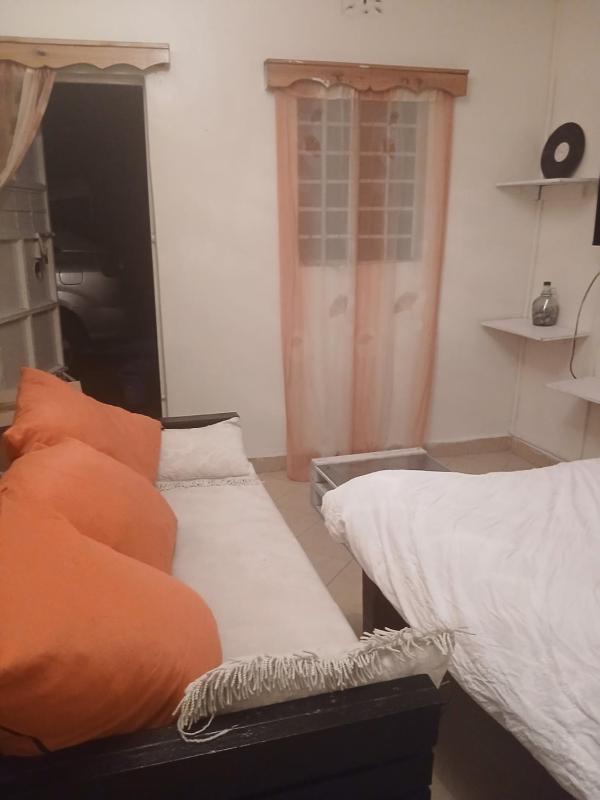 Studio at Olive inn - image 4