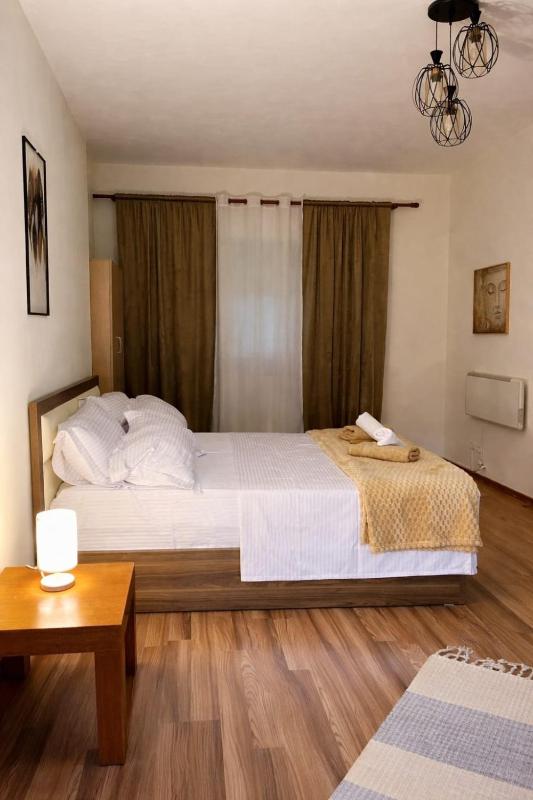 Apartment in the Heart of Shkodra - image 11