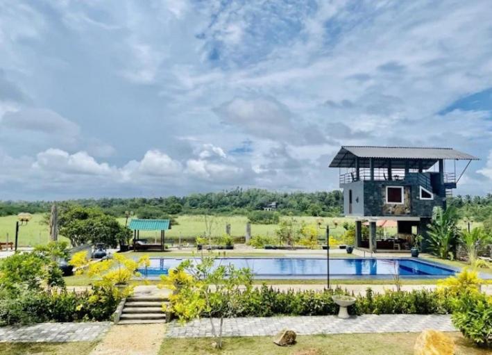 The Lark Resort induruwa - image 10
