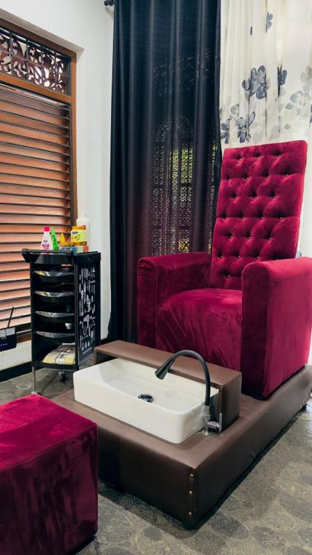 JS Luxury Villa & Rooms - image 15