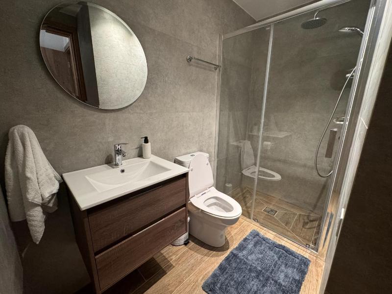 Villa - Sleeps 6 - Near Local Attractions - image 10