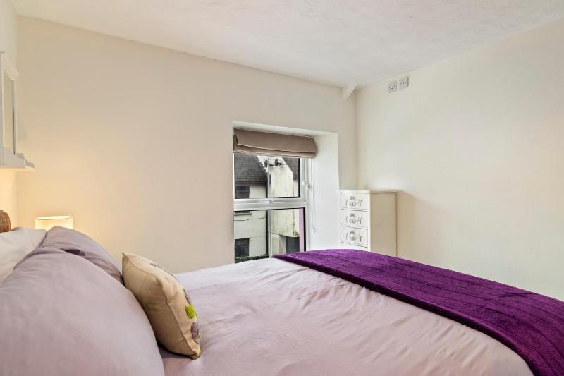 3 Somerset Place - Heart of Tenby Close to the Beach - image 14