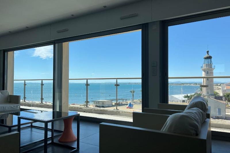 Le Phare du Grau Duplex dexception rooftop 100 m vue mer panoramique - image 26