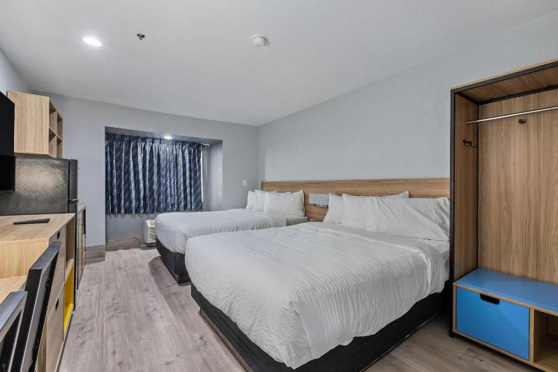 Days Inn by Wyndham San Antonio Downtown - image 14