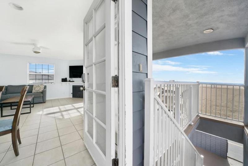 Ocean and Scenic Beach Views From Deck apts - image 17