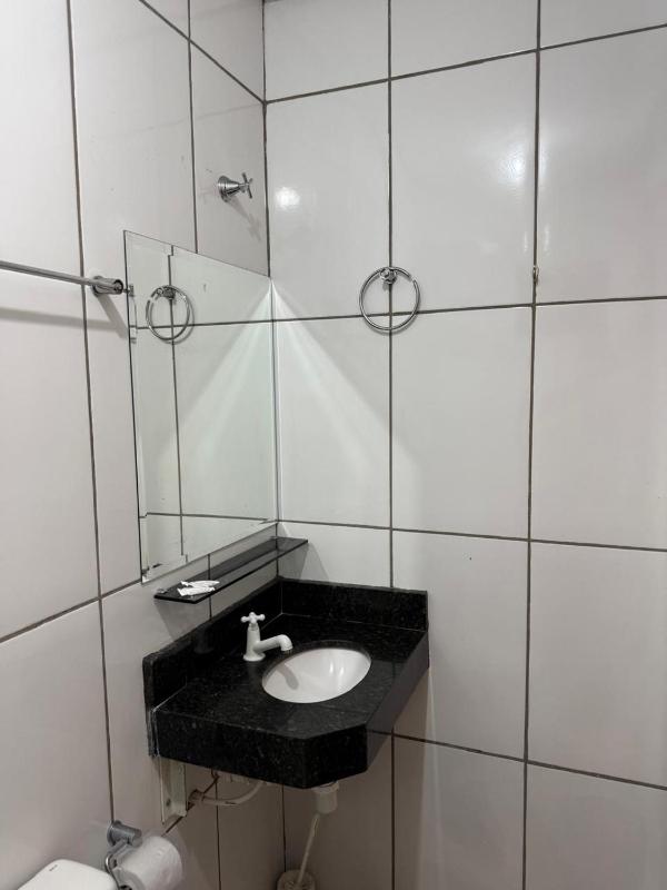 Hotel 44 Oliveira - image 25