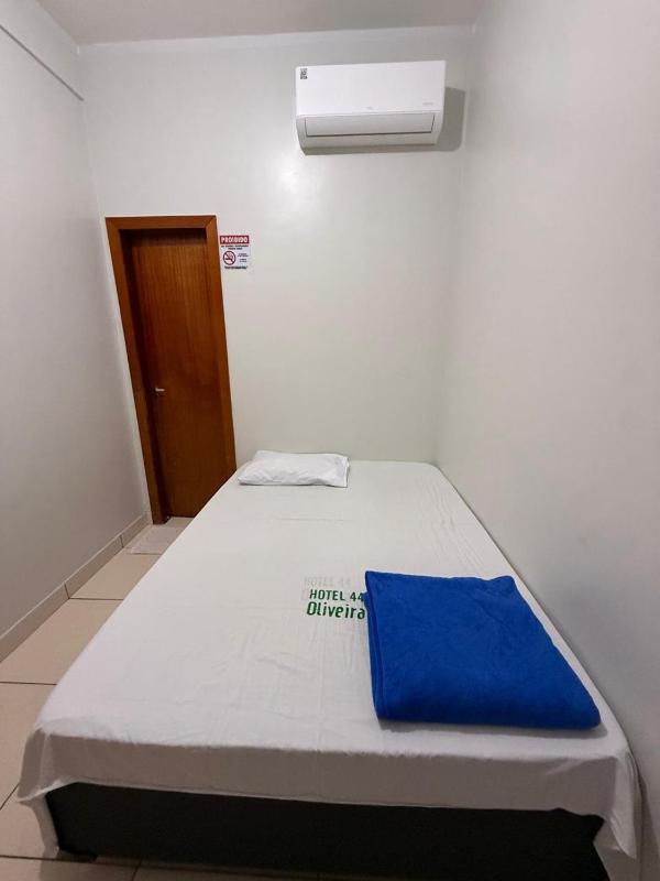 Hotel 44 Oliveira - image 28